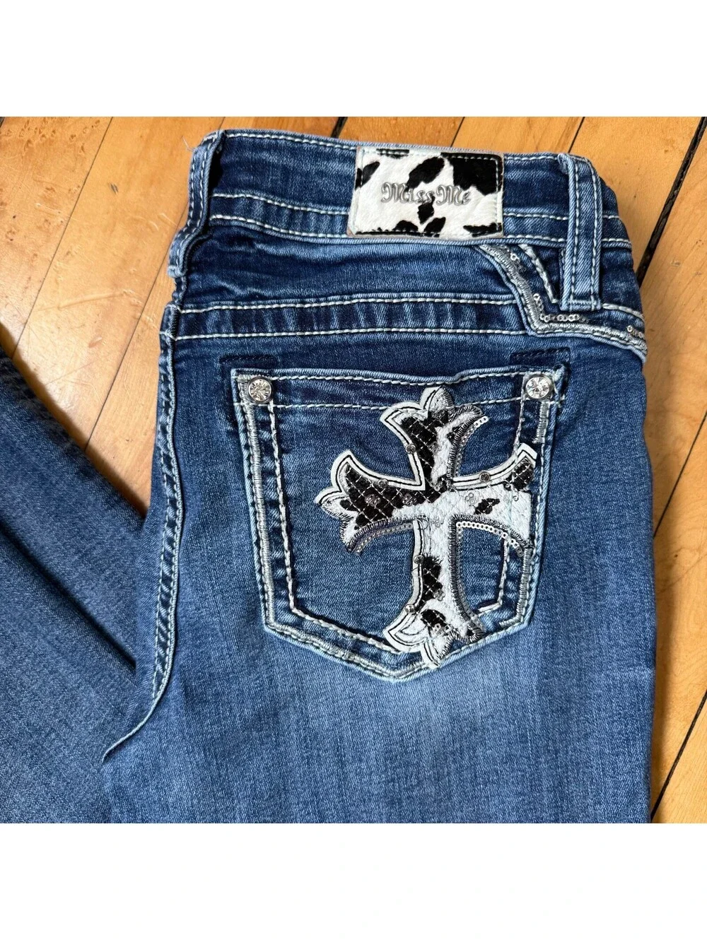 Miss Me Jeans Size 29 Bootcut Y2K Embellished Cross Pocket Bling Western 30/31